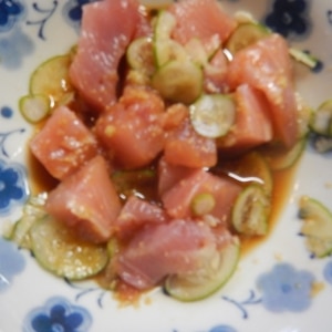 おつまみ１００　80）マグロの漬けきゅうり和え